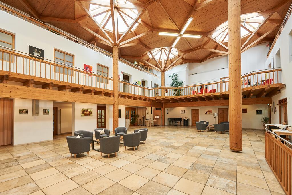 Seminar- Und Gaestehaus Im Kloster בצאו מראה חיצוני תמונה