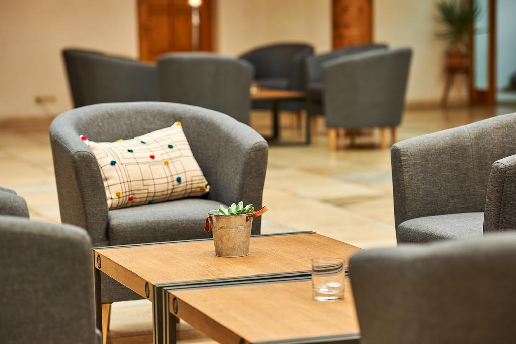 Seminar- Und Gaestehaus Im Kloster בצאו מראה חיצוני תמונה